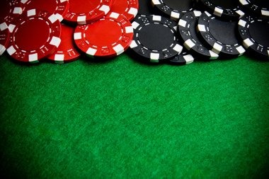 Push Gaming slot interface on mimpi303 showing reels and payout table